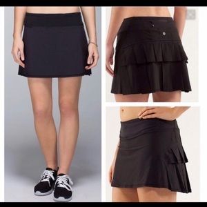Lululemon black pacesetter skort size 4